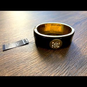 BRAND NEW ANNE KLEIN BRACELET